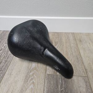 Mongoose Vintage Viscount Saddle Bicycle Seat Black Bike Unisex